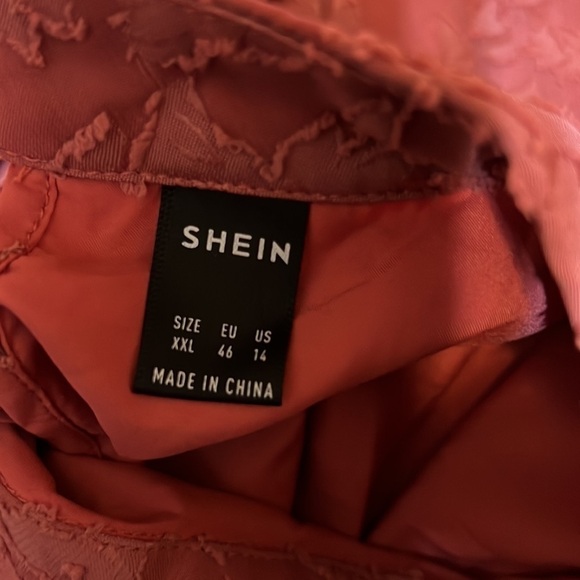 SHEIN Maternity Mock Neck Lantern Sleeve Ruffle Hem Belted Jacquard Dress - Picture 3 of 6